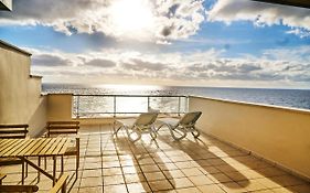 3Bdr + 2Bath Ocean View Apartment